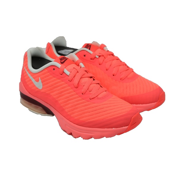 nike women's air max invigor running shoe